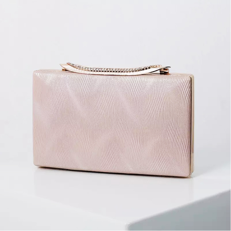 イベント・デートにピッタリな 落ち着きのあるハンドバッグ クラッチバッグ 3Wayで使える プレゼント 贈り物に 00012 |  | 01