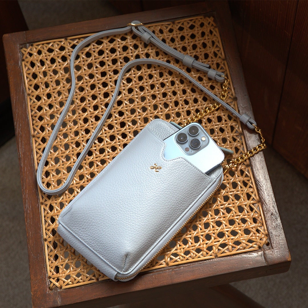 【傳濱野】皇室御用達 濱野家 心が軽くなる、毎日が楽しくなる Smartphone Shoulder Floria（フロリア） スマホショルダー スマホポシェット スマホポーチ | 傳濱野 | 03