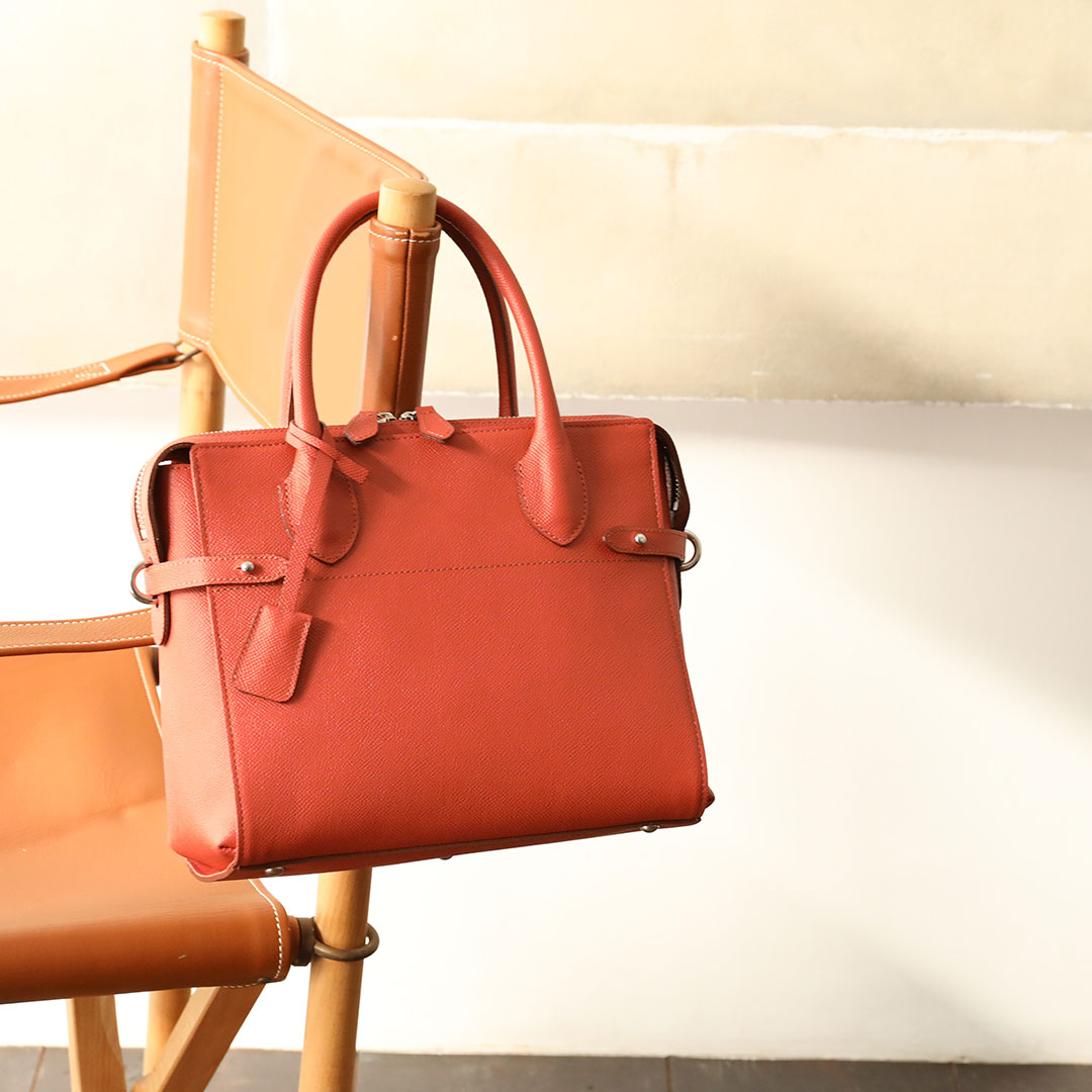 【傳濱野】軽やかに、日常が美しく整う。PCを持たない日の通勤バッグ Iliya（イリヤ） | 傳濱野 | 03