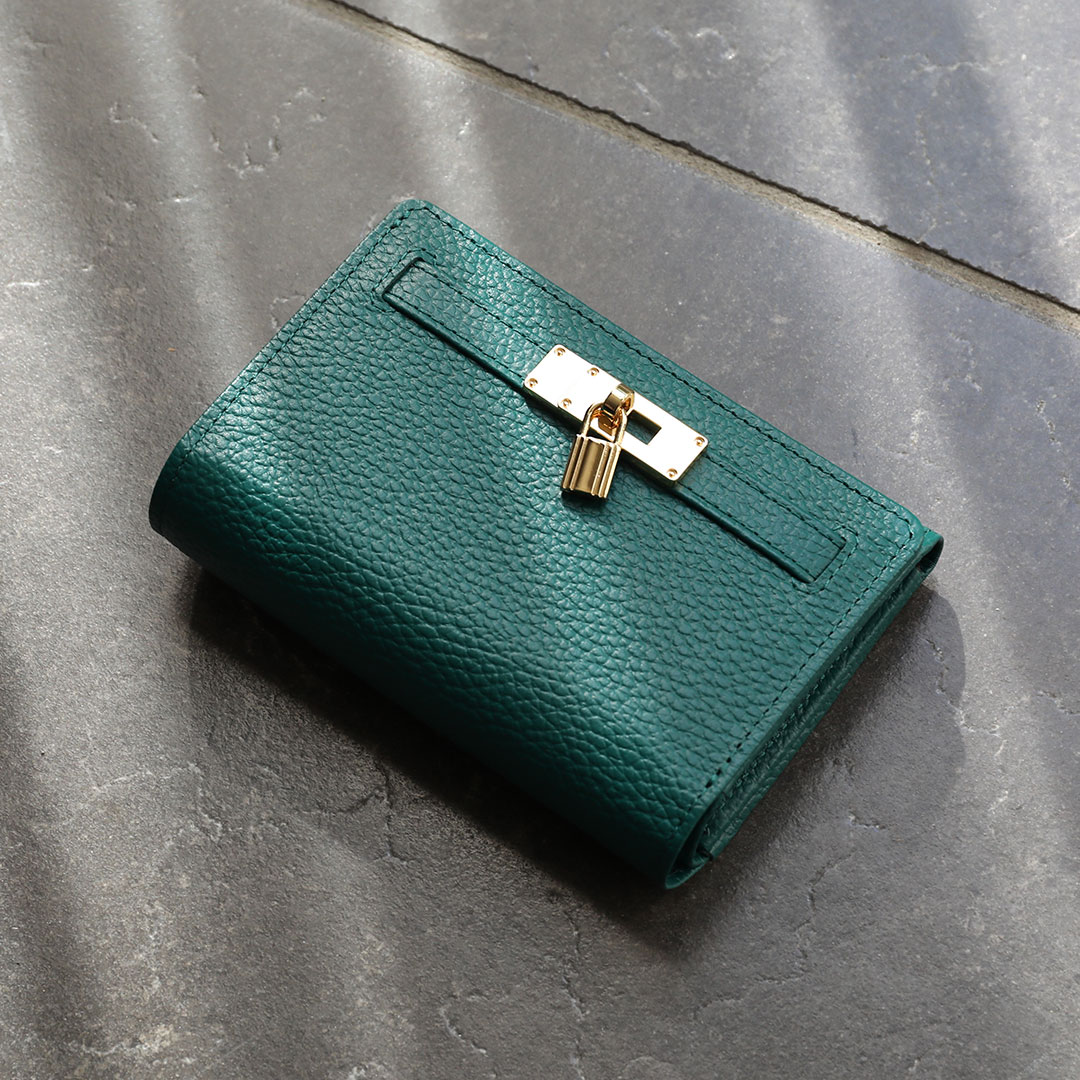 【傳濱野】手のひらサイズに、長財布の収納力。七分袖ウォレットMietia Wallet Waltz（ミーティアウォレット ワルツ） | 傳濱野 | 05