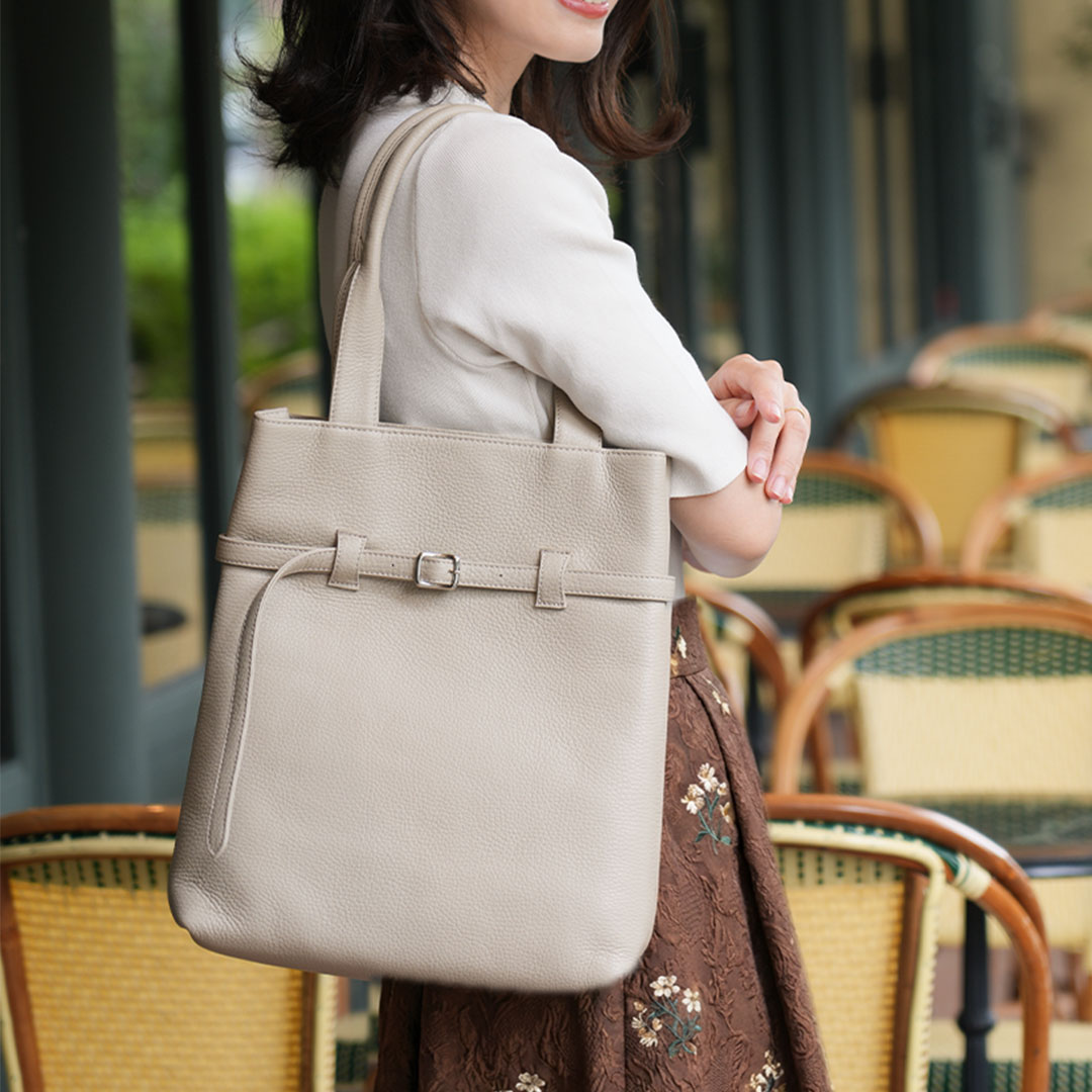 【極美品】傳濱野 トートバッグ ガンチーニ シルバー金具 レザー 自立 黒 楽天市場】トートバッグ（ブランド傳濱野はんどばっぐ）（バッグ・小物