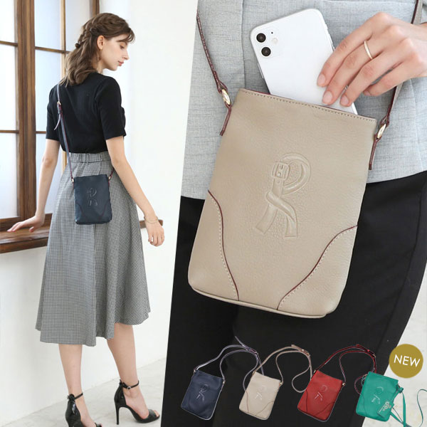 ROBERTA DI CAMERINO★スマホショルダー スマホバッグ RC9 ROBERTA DI CAMERINO 【ロベルタ】新色登場♪◇マドンナも恋した