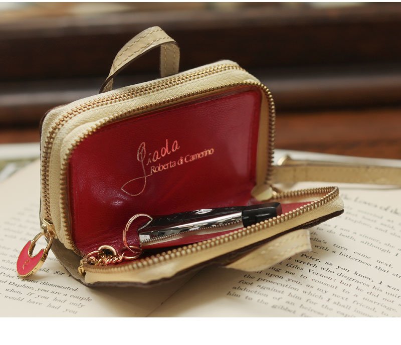 Roberta di Camerino レザーキーケース ブラウン 新品 ROBERTA DI CAMERINO 【ロベルタ】2025新色登場◇シリーズ初の