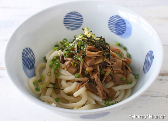 ブルー染丸紋 ラーメン どんぶり 丼 18.5cm (軽量) 波佐見焼 // 食器