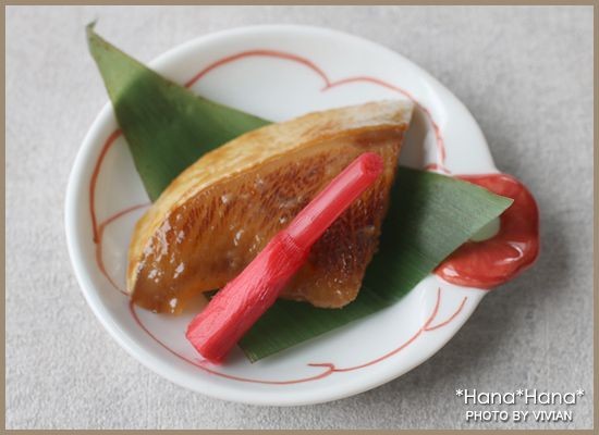 赤絵大皿5名様10品セット　角皿　盛皿　碗　正月　パスタ皿 花紋 (赤絵) 椿 薬味 小皿 豆皿 11cm 波佐見焼 // 和食器 食器 薬味皿