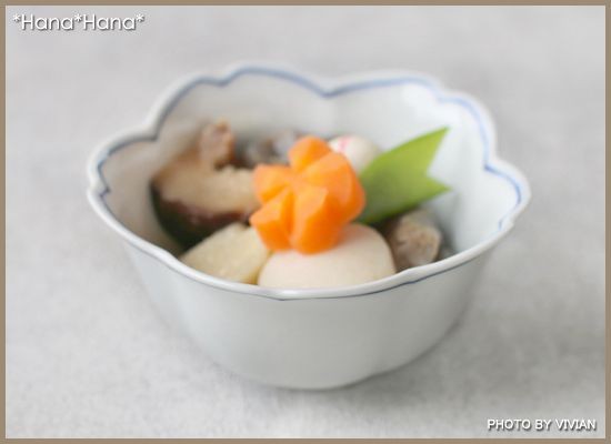 白磁一本線 桜型小付 ミニ小鉢 豆鉢 9.5cm 波佐見焼 // 和食器 食器 鉢