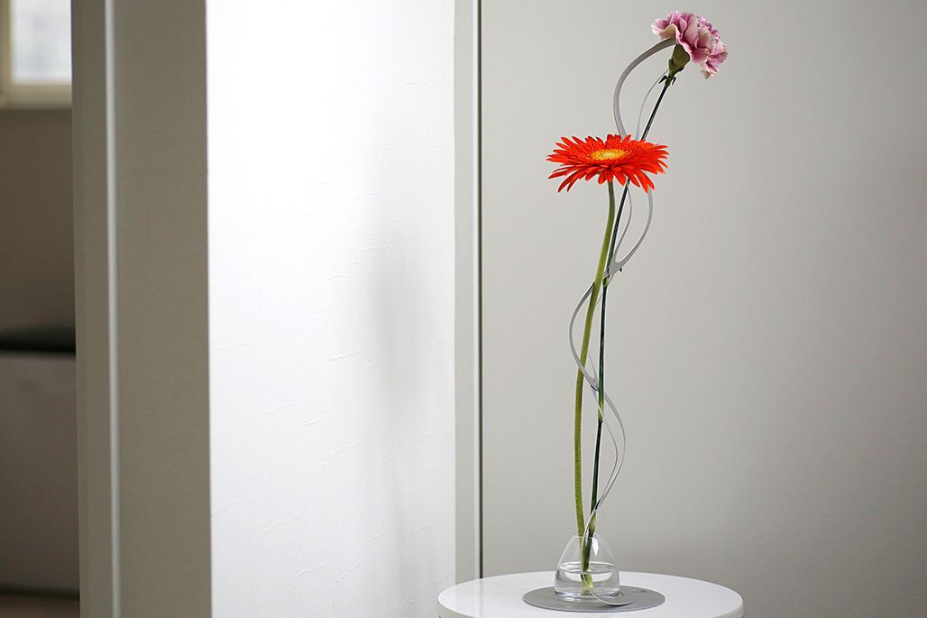 在庫限り／ ALART アルアート フラワーベース 花器 花瓶 一輪挿し L