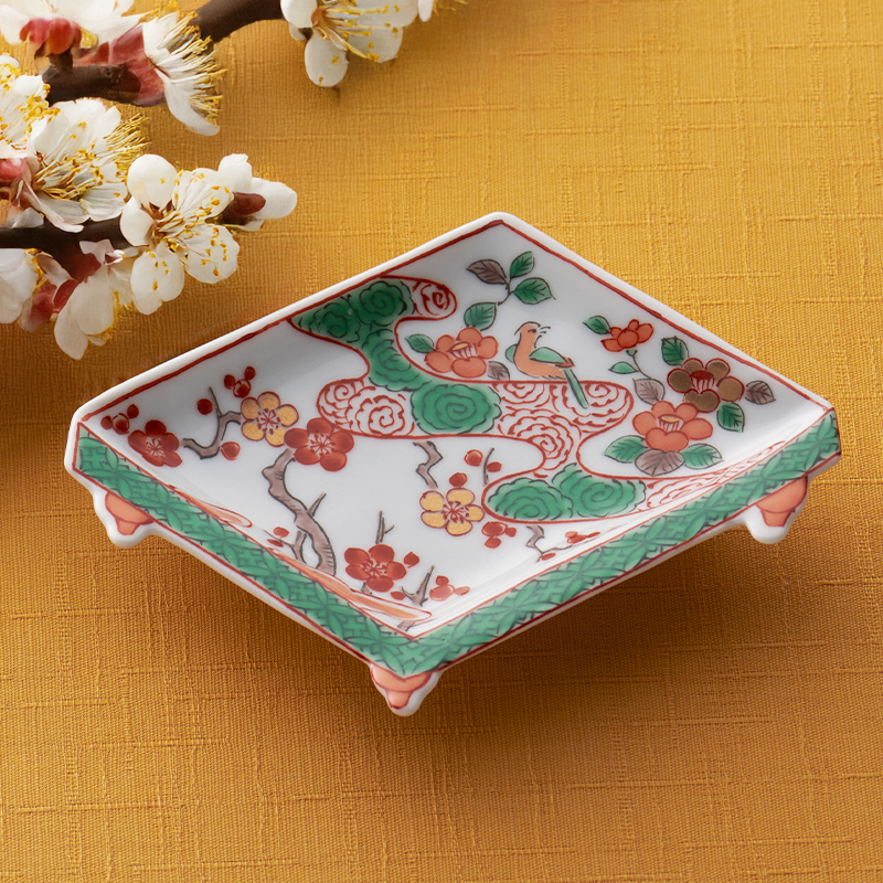 金梅にウグイス 盤型 豆皿 13cm 有田焼 // 和食器 食器 小皿 しょうゆ