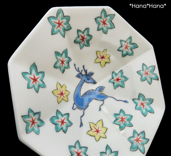 鹿にモミジ紋 八角型 豆皿 10.5cm 有田焼 // 和食器 食器 小皿