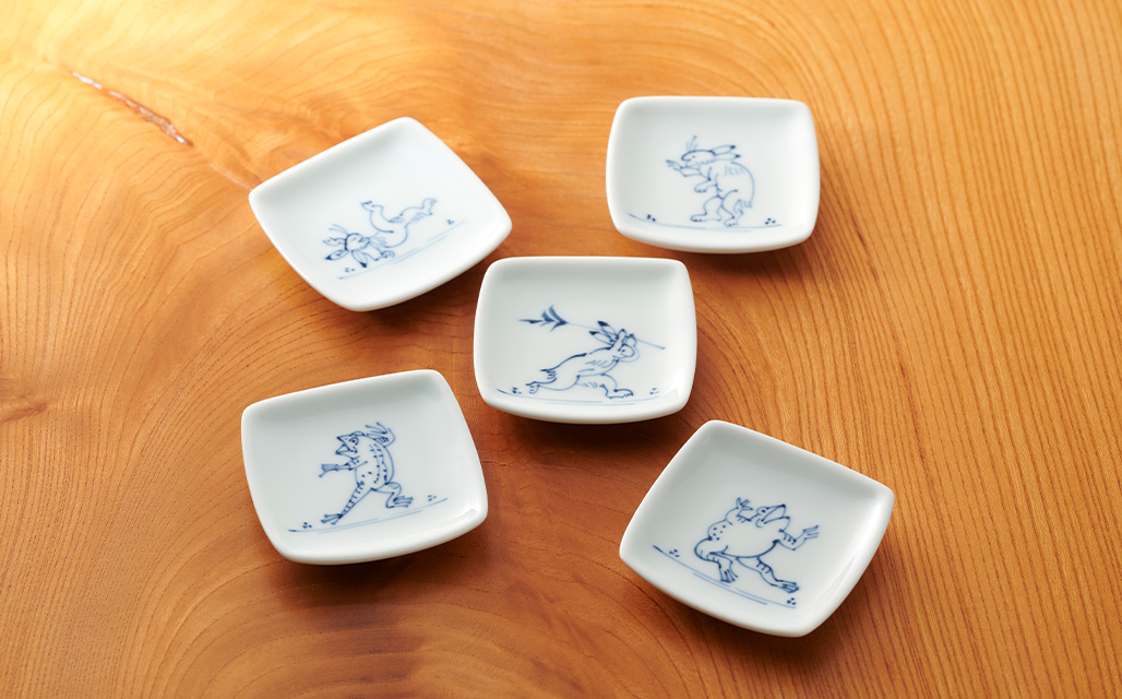 子ども用皿セット ウサギとカエルと無地小皿（高山寺 角豆皿 6cm