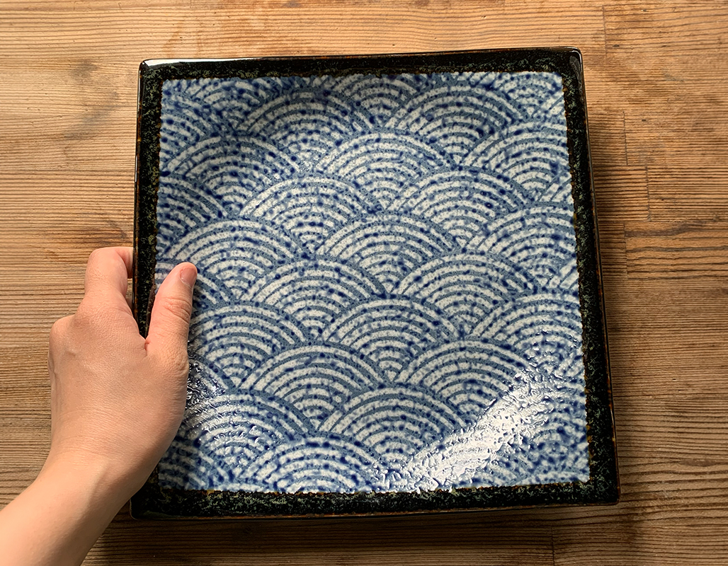 大特価品／ 青海波渕黒角大皿 23.3cm 美濃焼 磁器 食器洗浄機対応 電子