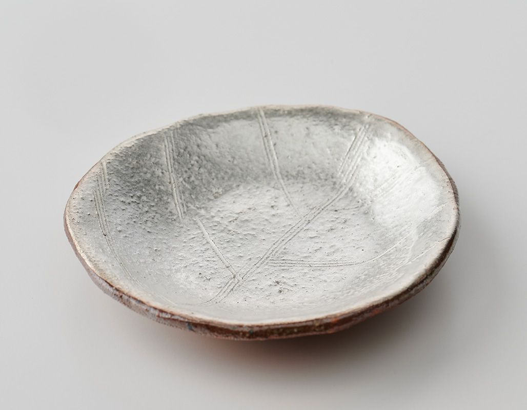 蔵珍窯（ぞうほうがま） 銀彩木の葉 豆皿 8cm (お取り寄せ品)// 美濃焼