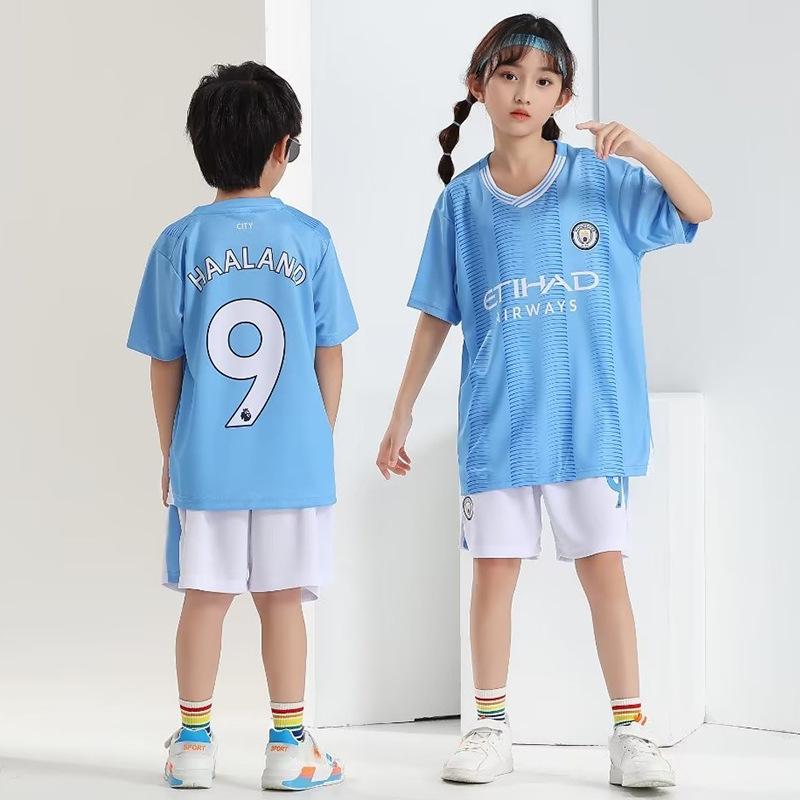 2526スタイル更新 キッズ 子供用 サッカー ウェア 上下着 セットアップ ユニフォーム スポーツウェア サッカーウェア ジュニア トレーニング |  | 02