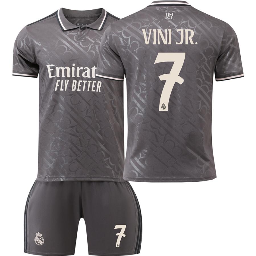 モドリッチ ユニフォーム（サイズ（S/M/L）：LL（XL））のおすすめ人気