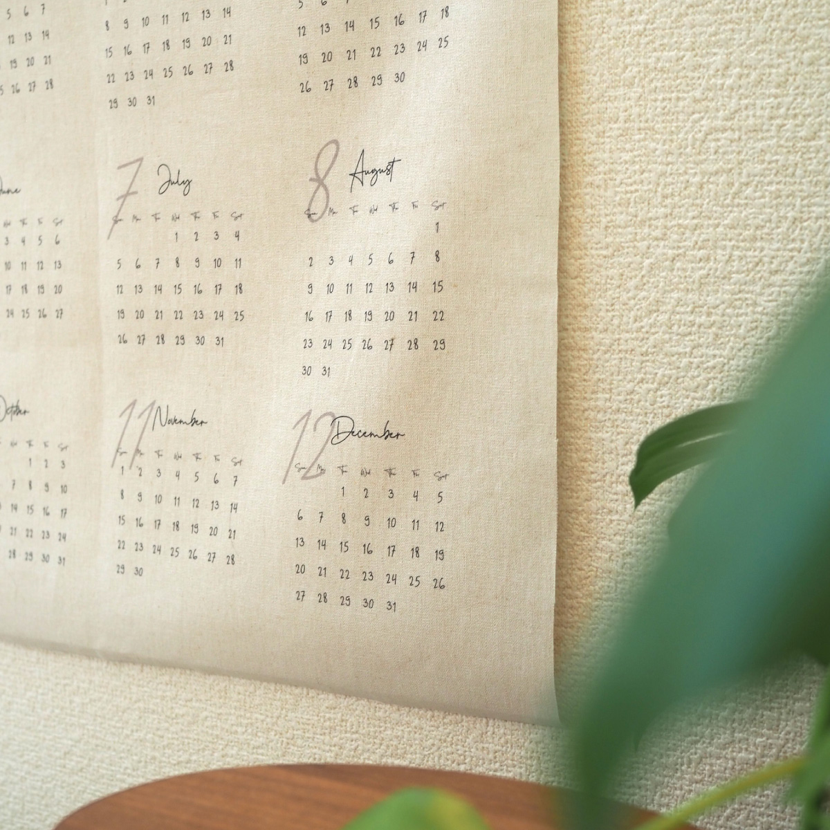 ファブリック カレンダー 2026年 壁掛け 布 生地 ポスター