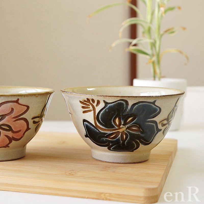 やちむん (沖縄陶器) 3.5寸マカイ ハイビスカス 青 茶碗 茶わん