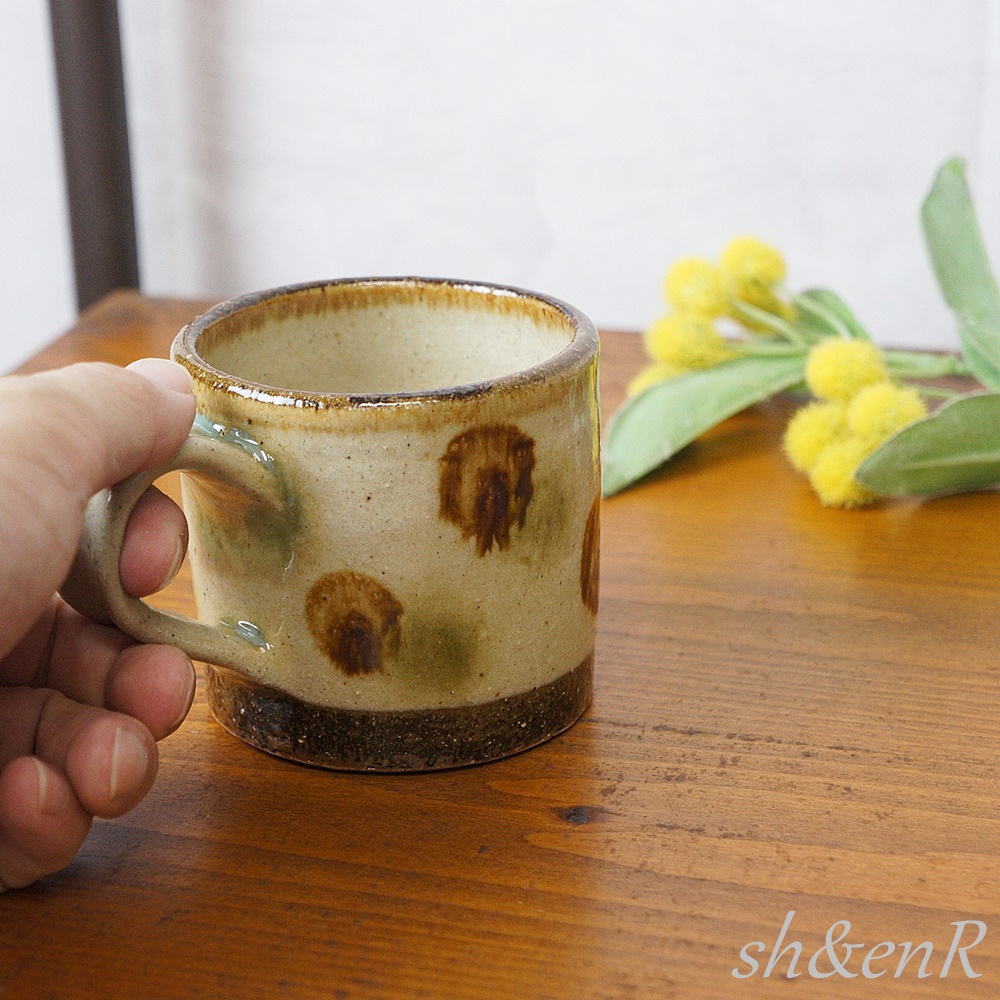 やちむん 皿 食器 コーヒーマグカップ コップ 陶芸こまがた 点打ち 飴