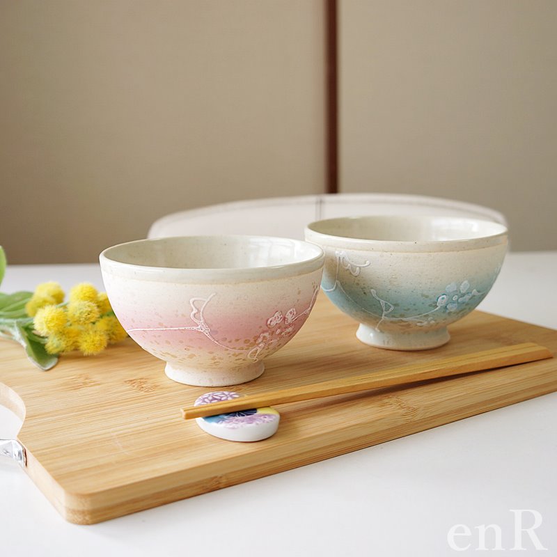 夫婦茶碗 有田焼 茶碗 ペア セット 東原窯 吹輝唐草 大小 お茶碗
