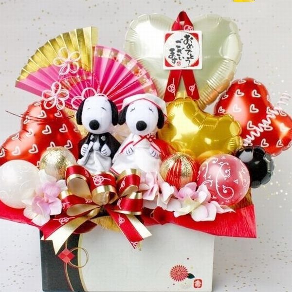 結婚式 スヌーピー バルーン ぬいぐるみ 電報 祝電 電報 おしゃれ 名入れ 和風 和装 造花 Snoopy016 バルーン電報 花ギフト 花模様 通販 Yahoo ショッピング