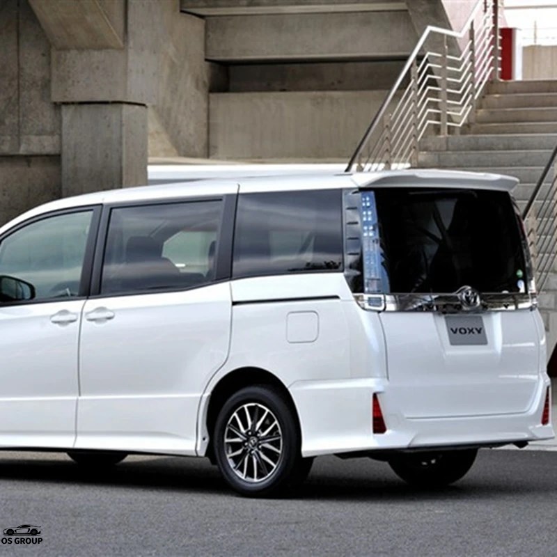 並行輸入品】 トヨタ ノア? ヴォクシー スポイラー 素材 リア ウィング
