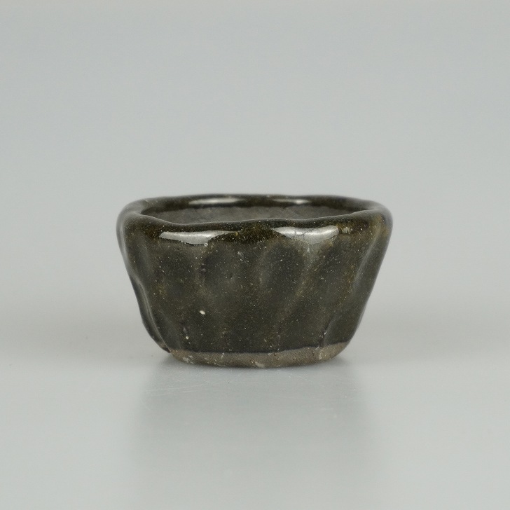 盆栽鉢 呂山 小鉢 長辺 約 6.5cm 丸鉢 釉薬 現品 新品 : はニわ