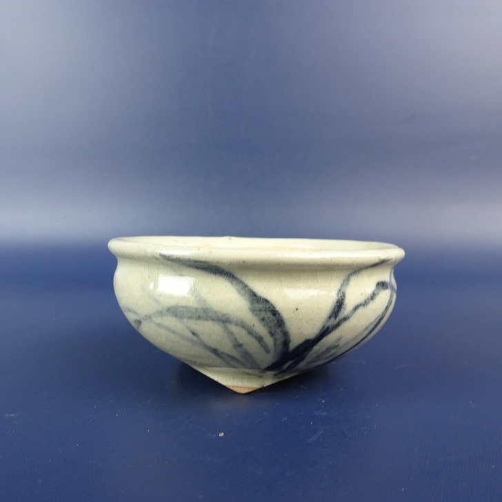 盆栽鉢 山水? 小鉢 長辺 約7.2cm 丸鉢 外縁 山水図 貫入 釉薬 観賞用