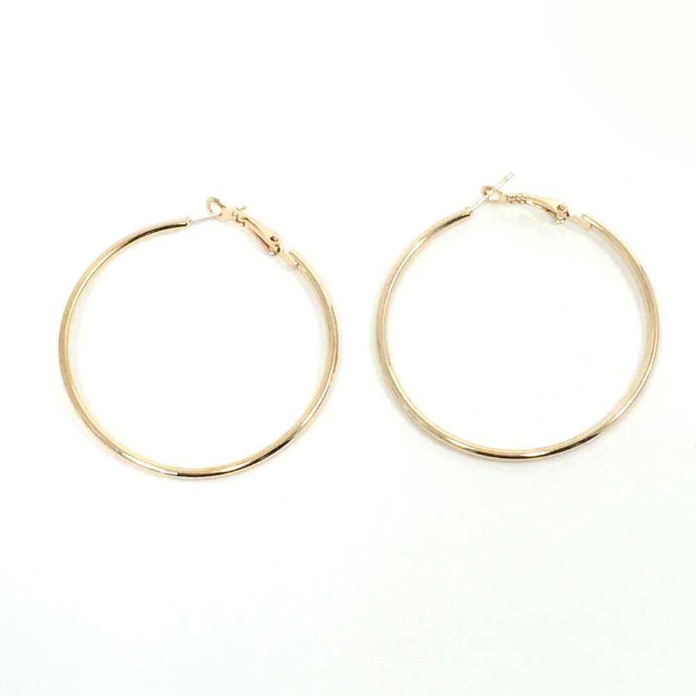 大きめフープピアス