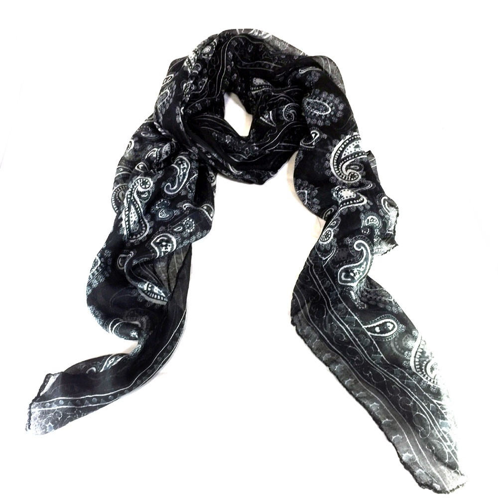 大判バンダナ柄シフォンストール