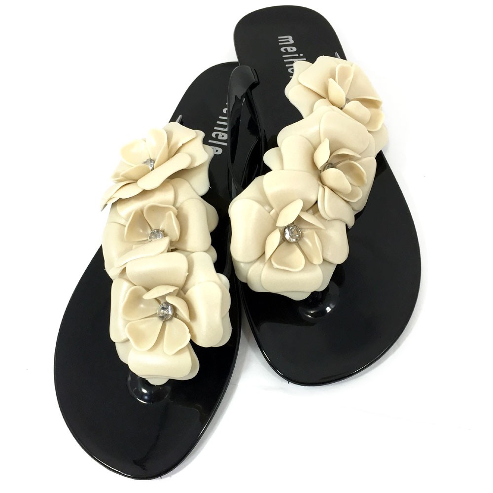 お花付きビーチサンダル