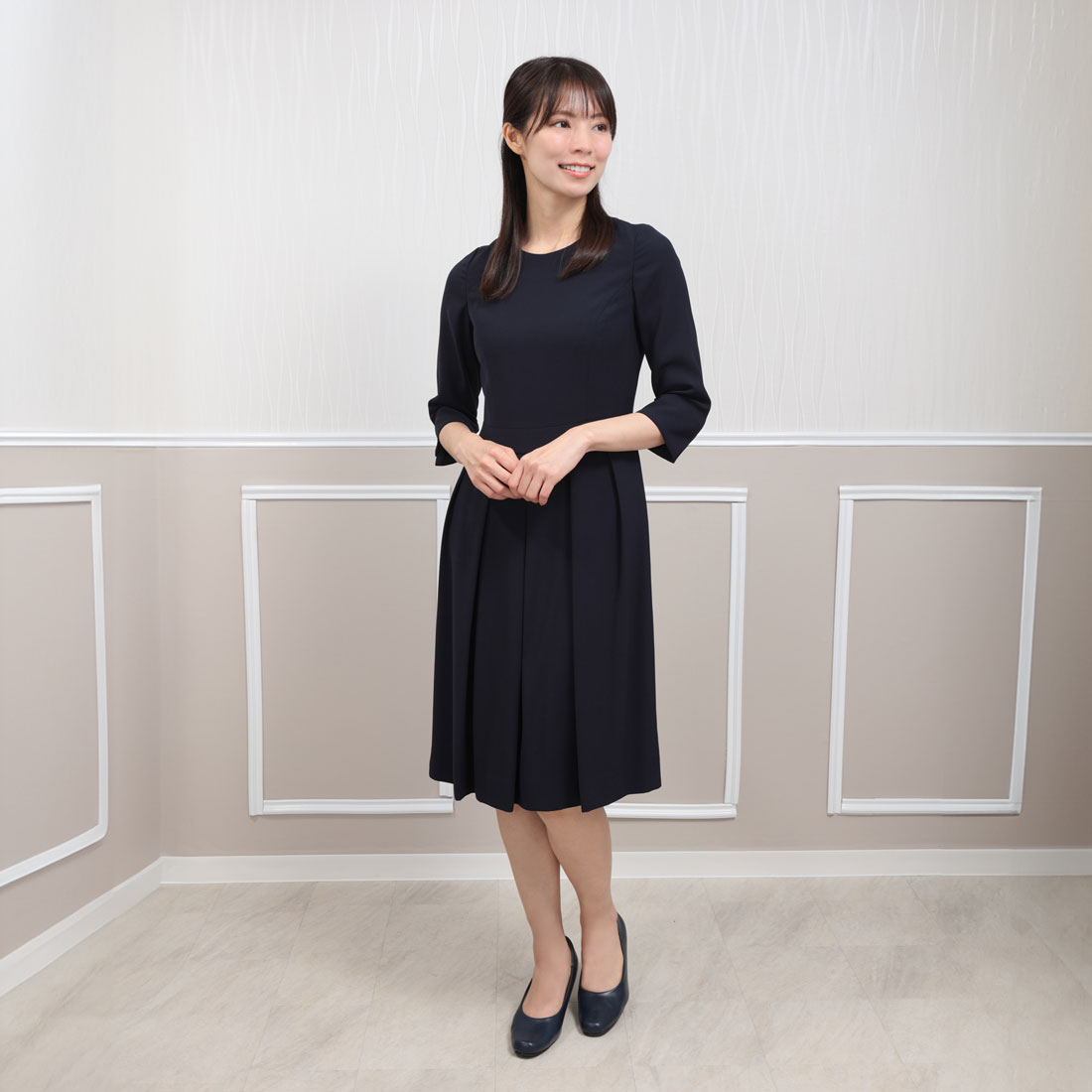 【美品】フォクシー ビジュー襟ワンピースドレス とろみ素材 膝丈 紺ネイビー 2WAYビジュー×レース襟付きダンボールワンピース