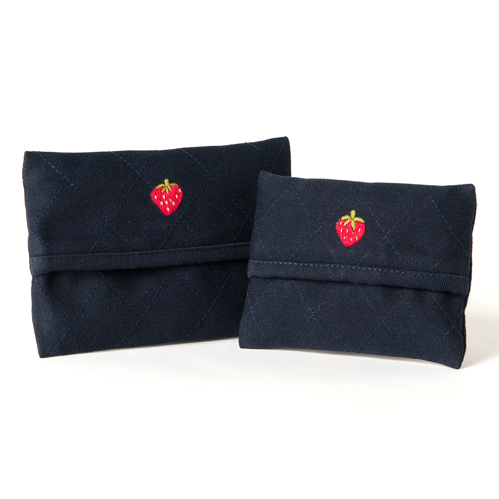 手刺繍ティッシュケース