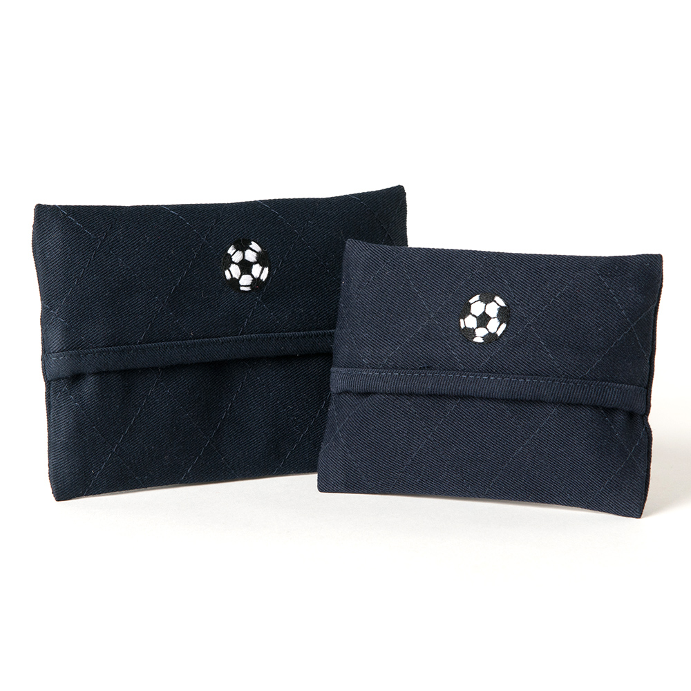 手刺繍ティッシュケース