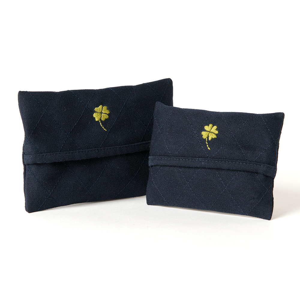 手刺繍ティッシュケース