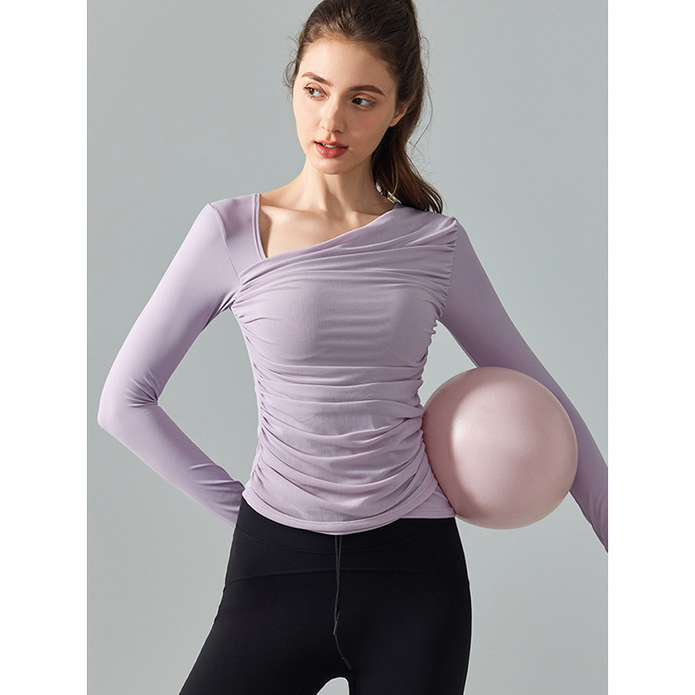 Alo Yoga（アロヨガ）の「Alo Yoga Siren Long-Sleeve Mesh