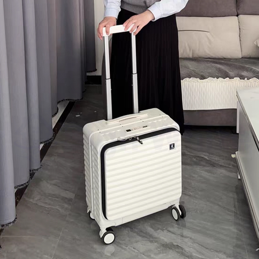 キャリーケースの商品詳細1