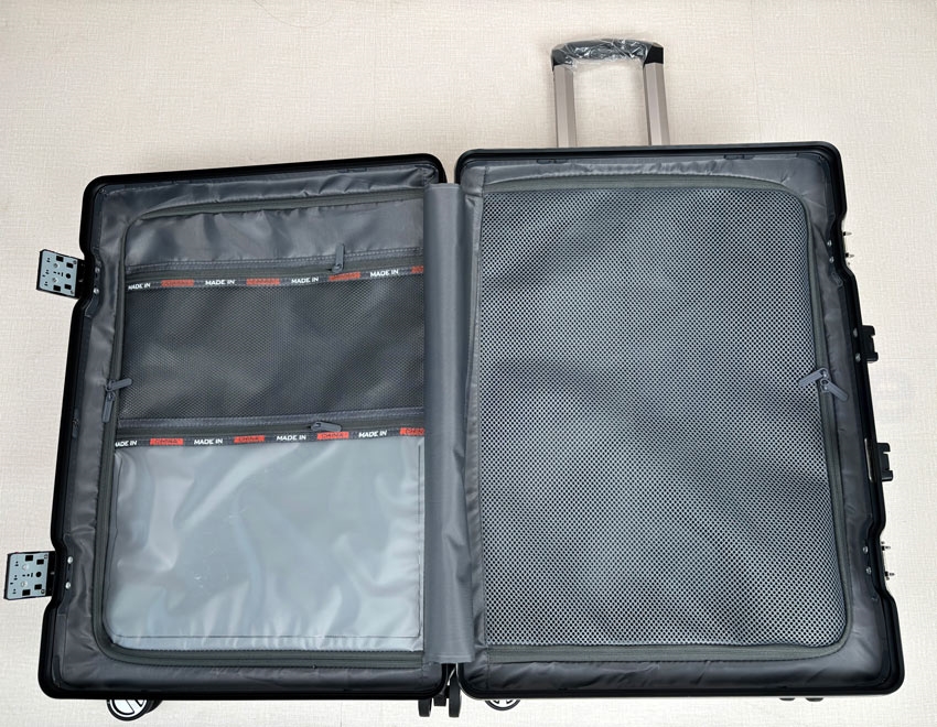 乗れるスーツケース 折りたたみ椅子付き 子供が乗れるスーツケース