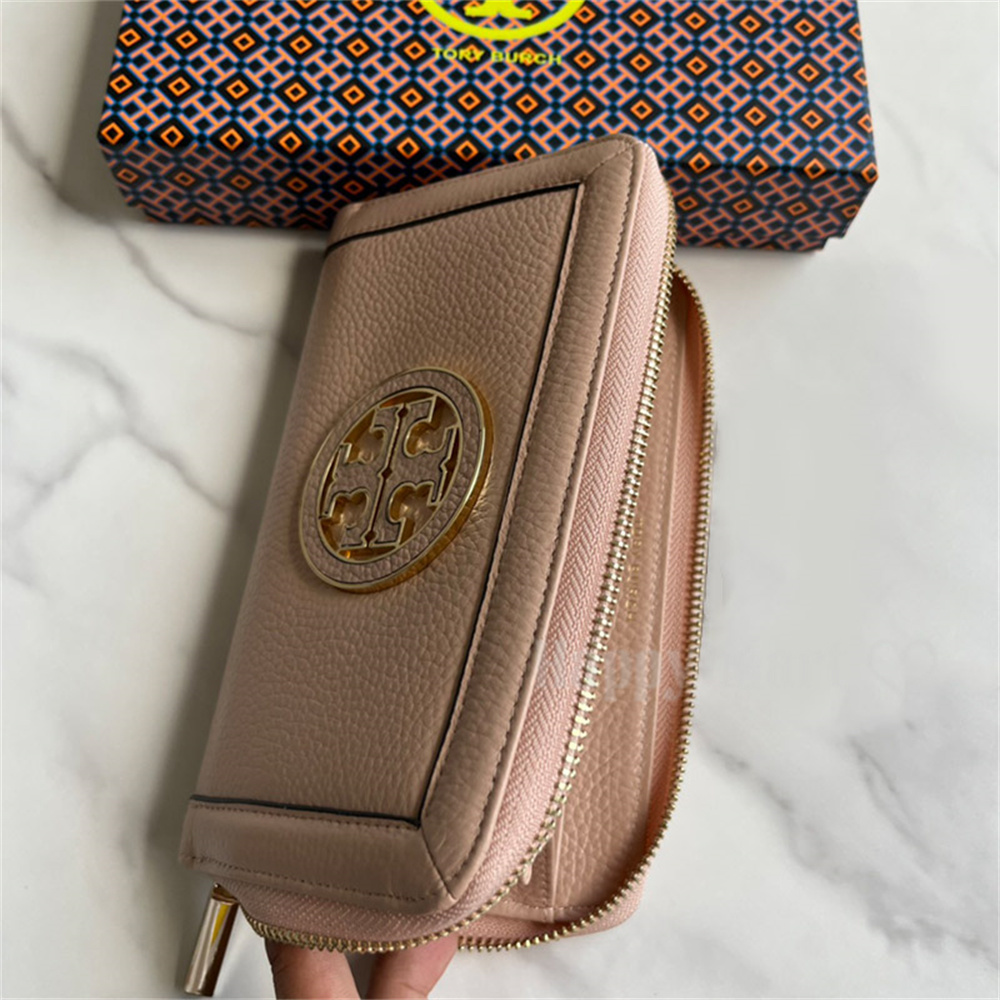 Tory Burch アイボリー 長財布　パスケース付き トリーバーチ 長財布 TORY BURCH ティア レザー パスケース付き