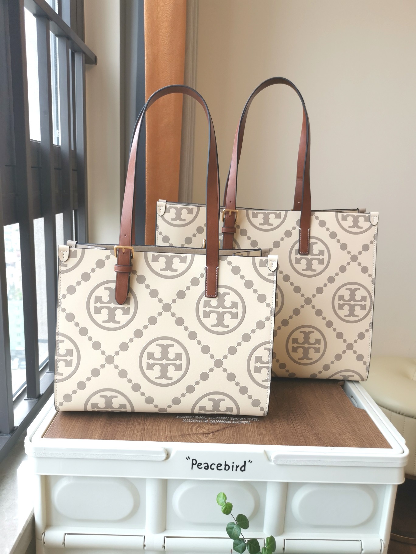 TORY BURCH トリーバーチ バッグ Tモノグラム コントラスト エンボス ミニ スクエアトート ハンドバッグ プレゼント 贈り物 :  hxqxy085 : happyheart - 通販 - Yahoo!ショッピング