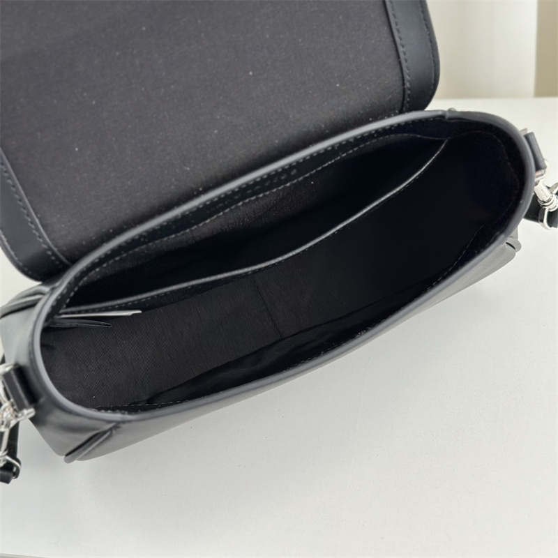 MARC JACOBS（マーク・ジェイコブス） ショルダー バッグ クロスボディ