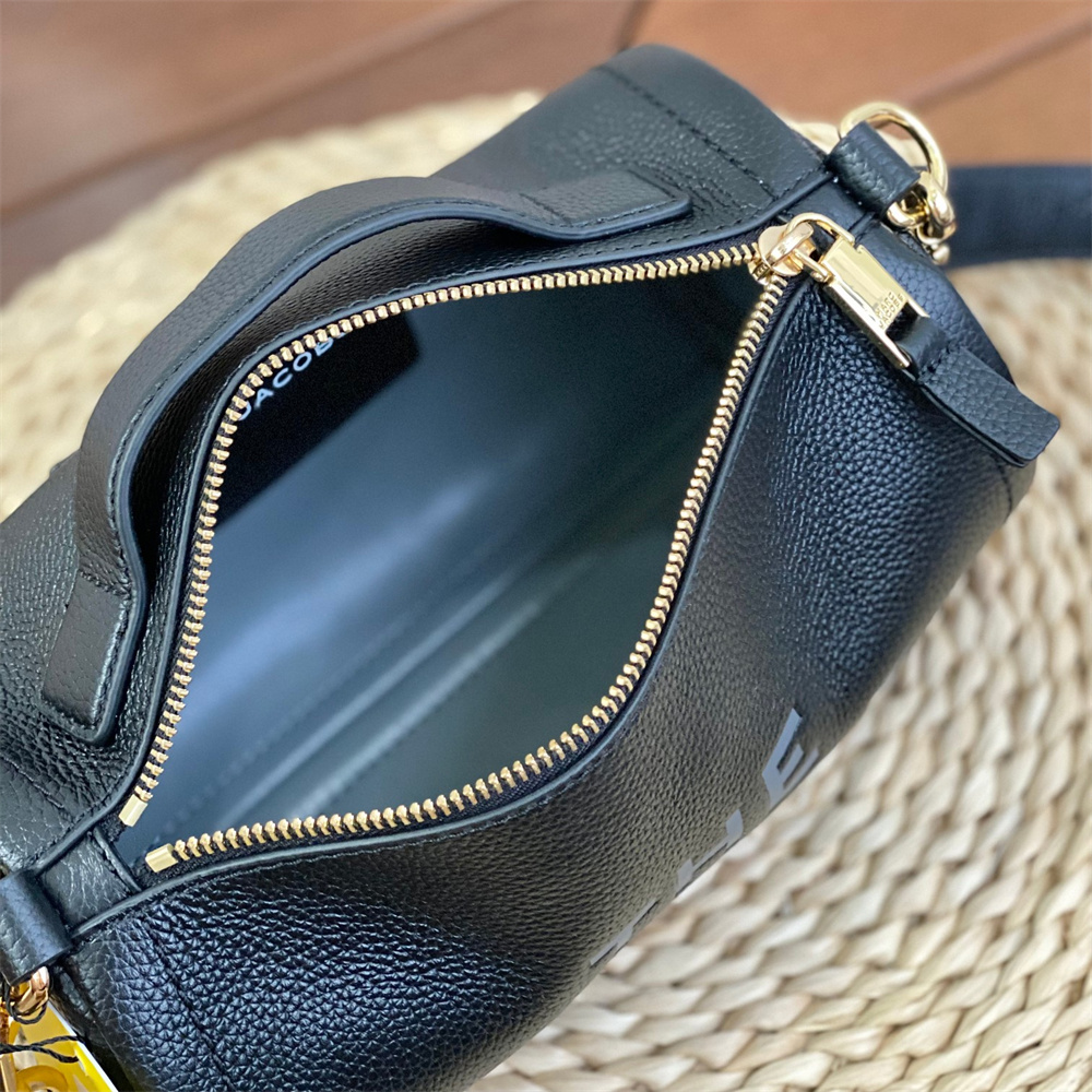 MARC JACOBS Marc Jacobs マークジェイコブス ザ レザー