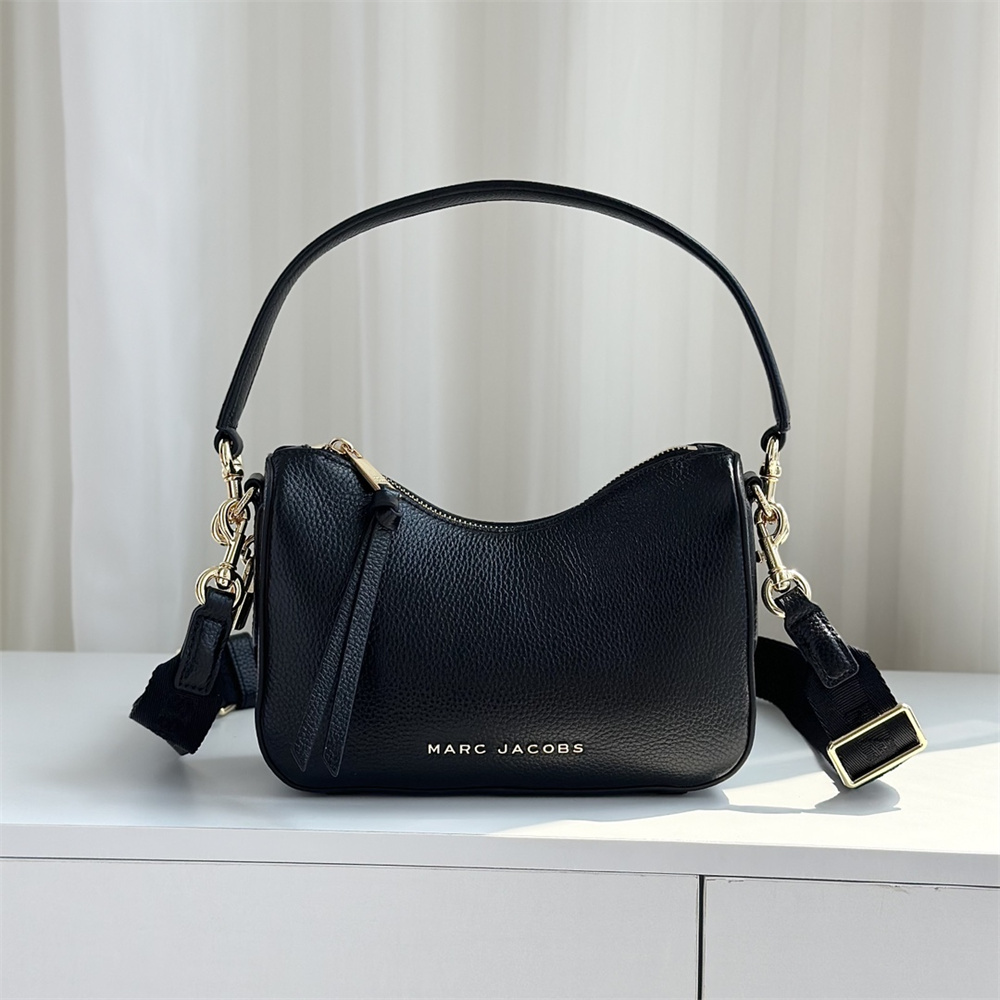 MARC JACOBS Marc Jacobs マークジェイコブス The Leather Mini