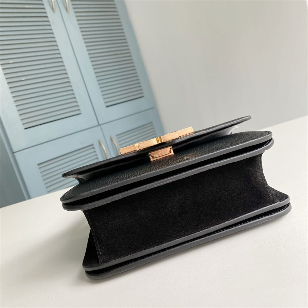 [ToryBurch]エレノアペブル小型コンバーチブルショルダーバッグ Small Eleanor Pebbled Bag: Women's Designer Shoulder Bags