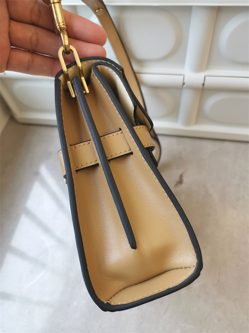 TORY BURCH（トリーバーチ） リー ラジウィル プチダブルバッグ レザー