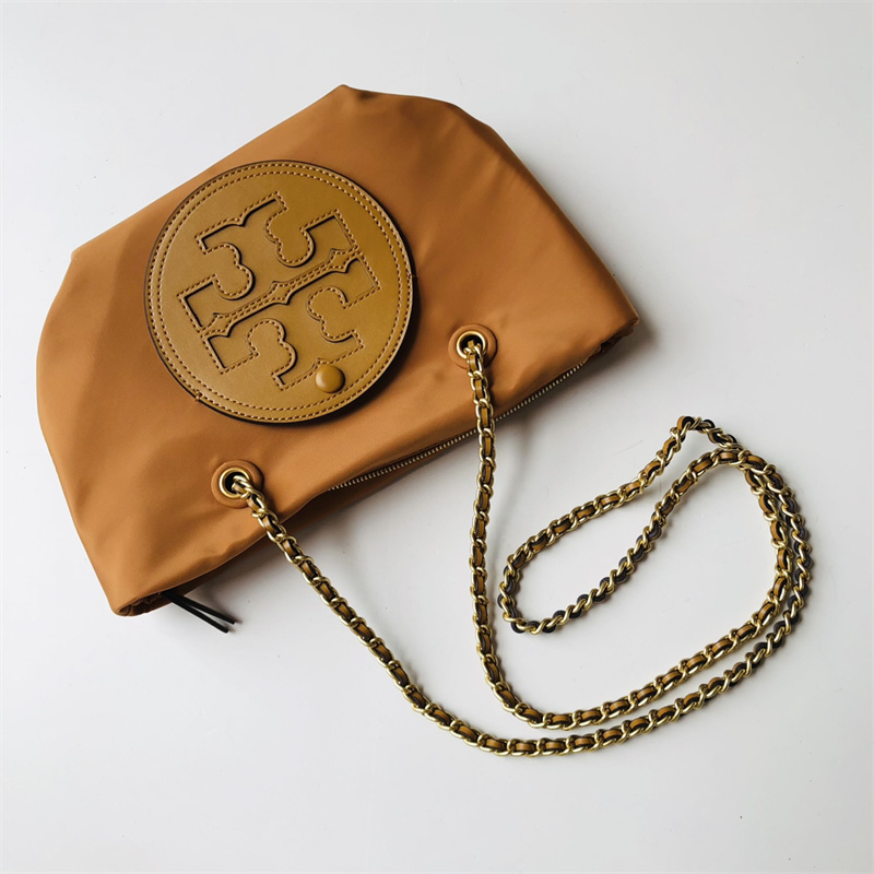 トリーバーチ TORY BURCH キラ ダイヤモンド カメラバッグ レザー レディース ショルダーバッグ ミニバッグ クロスボディバッグ クリスマス プレゼント ギフト