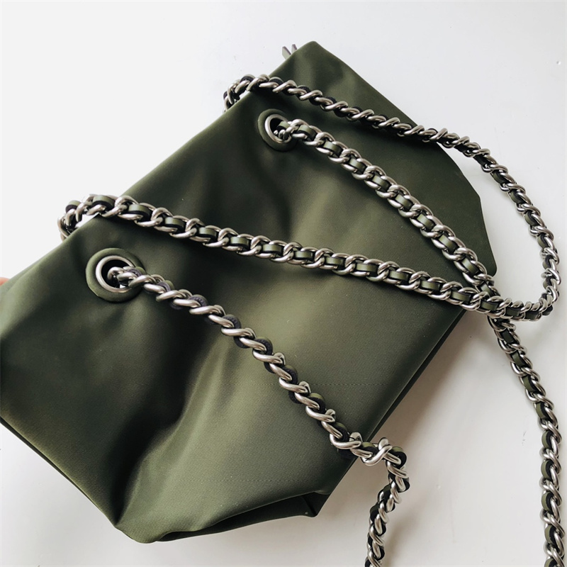 TORY BURCH（トリーバーチ） エラ チェーン スモールクロスボディ