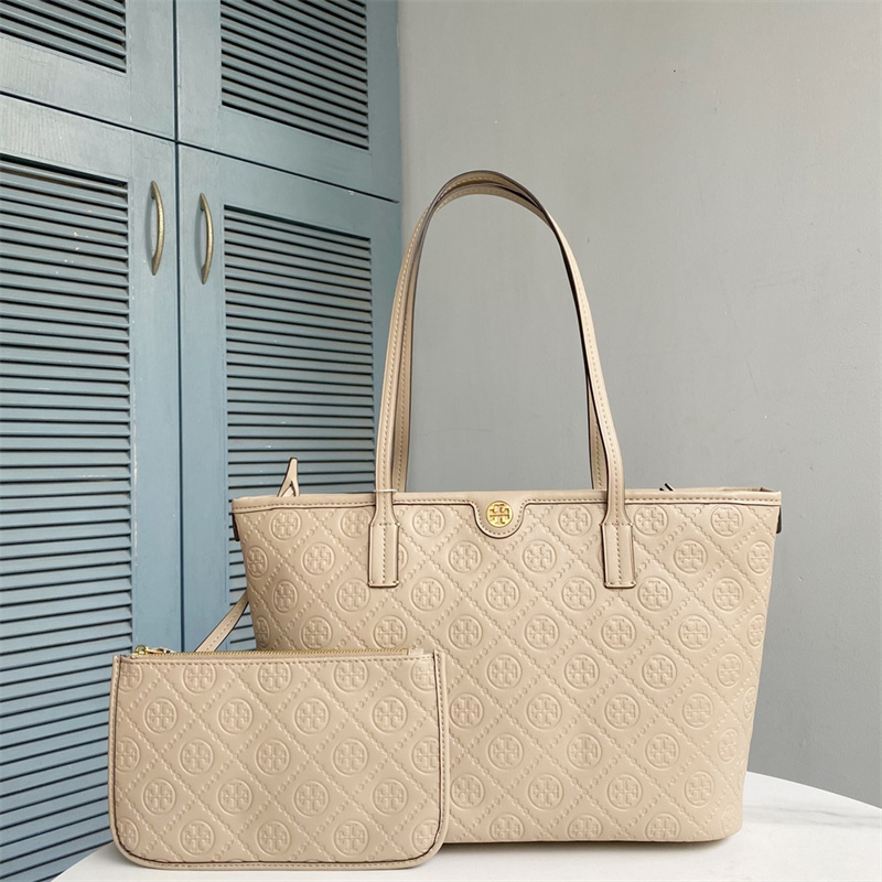 TORY BURCH（トリーバーチ） TORY BURCH Tモノグラム トート