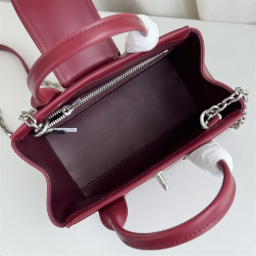 タグ付き新品✨ MARC JACOBS マーク ジェイコブスバック MARC JACOBS マーク・ジェイコブス ロゴ ショルダーバッグ