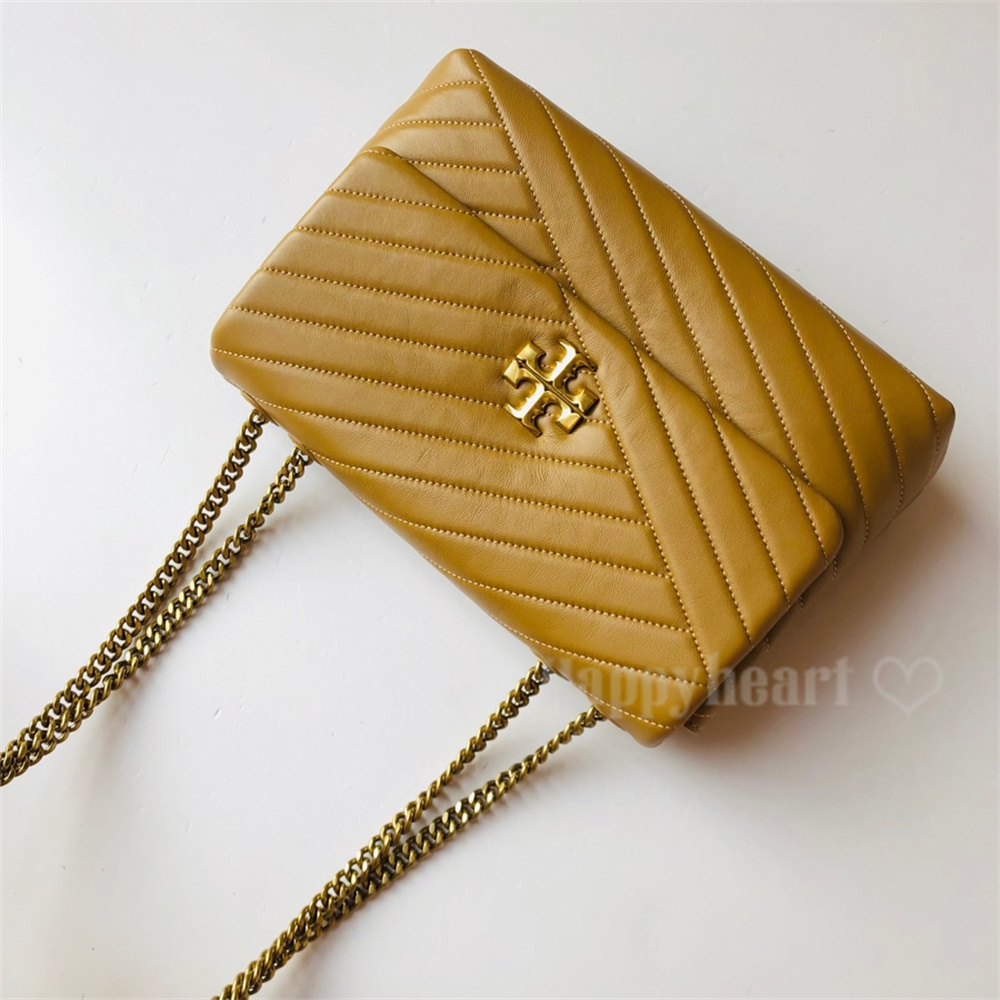 TORYBURCH トリーバーチ KIRA BIFOLD WALLET キラ シェブロン