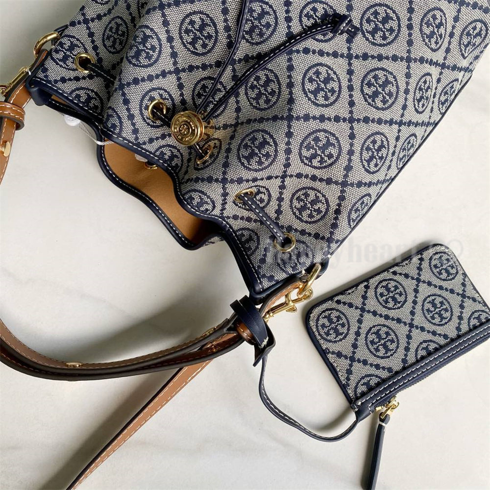 TORY BURCH（トリーバーチ） TORY BURCH MONOGRAM Tモノグラム