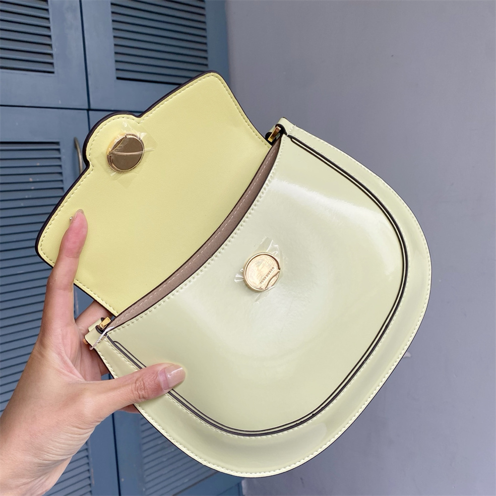 TORY BURCH トリーバーチ ロビンソン スパッツォラート スモール